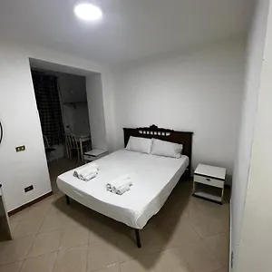  Appartamento 1 Near By Central Train Station Italia